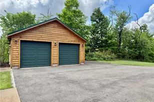 498 Lockwood Rd, Washington Township, PA 15632 - Photo 5