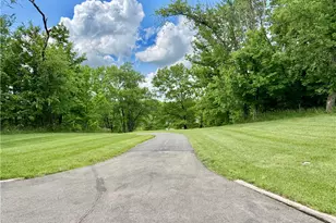 498 Lockwood Rd, Washington Township, PA 15632 - Photo 7