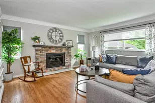 2603 Saybrook Dr, Pittsburgh, PA 15235 - Photo 3