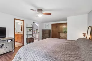 10095 Oakridge Dr, Pittsburgh, PA 15090 - Photo 21