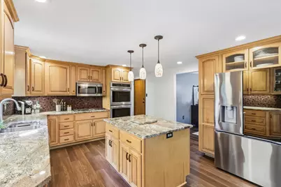 10095 Oakridge Drive, Pittsburgh, PA 15090 - Photo 5
