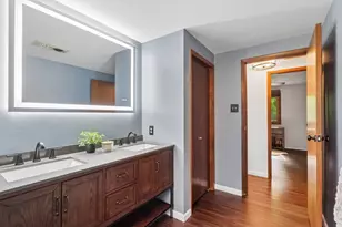 10095 Oakridge Dr, Pittsburgh, PA 15090 - Photo 33