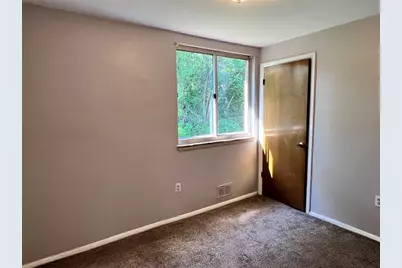 507 Washington Ave, Clairton, PA 15025 - Photo 21