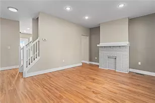838 Eureka St, Pittsburgh, PA 15210 - Photo 5