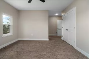 838 Eureka St, Pittsburgh, PA 15210 - Photo 9