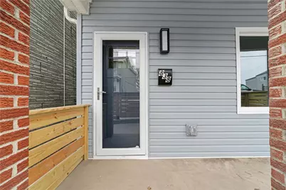 838 Eureka St, Pittsburgh, PA 15210 - Photo 3