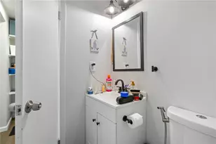 8 E Sycamore St, Pittsburgh, PA 15211 - Photo 9