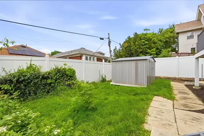 1129 Greenfield Ave, Pittsburgh, PA 15217 - Photo 33