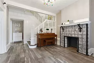 1129 Greenfield Ave, Pittsburgh, PA 15217 - Photo 5