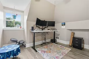 1129 Greenfield Ave, Pittsburgh, PA 15217 - Photo 29