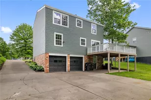 208 Lochinver Dr, Moon/Crescent Twp, PA 15108 - Photo 43