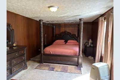 100 Penn St, Green/Commdre/Prchse, PA 15724 - Photo 15