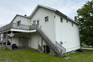 100 Penn St, Green/Commdre/Prchse, PA 15724 - Photo 3