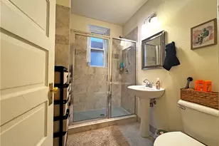 601 N St Clair St, Pittsburgh, PA 15206 - Photo 17