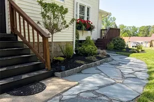 870 N Buhl Farm Dr, Sharpsville, PA 16148 - Photo 3