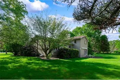 23 Kimberly Dr, Liberty Township, PA 16127 - Photo 5