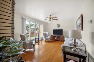 4406 W Run Rd, Pittsburgh, PA 15120 - Photo 3