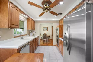 4406 W Run Rd, Pittsburgh, PA 15120 - Photo 9