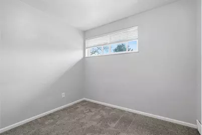 102 Dunbar Dr, Wilkins Township, PA 15235 - Photo 17