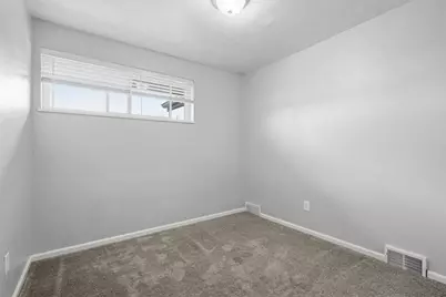 102 Dunbar Dr, Wilkins Township, PA 15235 - Photo 13