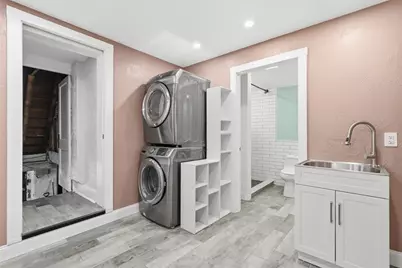 401 E Burgess St, Pittsburgh, PA 15214 - Photo 25