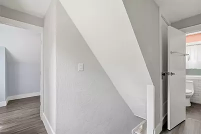 401 E Burgess St, Pittsburgh, PA 15214 - Photo 33
