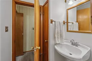 1009 Hazel St, New Castle, PA 16101 - Photo 23