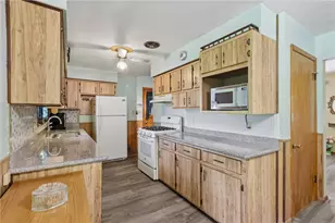 1009 Hazel St, New Castle, PA 16101 - Photo 13