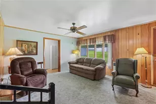 1009 Hazel St, New Castle, PA 16101 - Photo 5