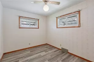 1009 Hazel St, New Castle, PA 16101 - Photo 21