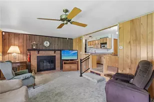 1009 Hazel St, New Castle, PA 16101 - Photo 7