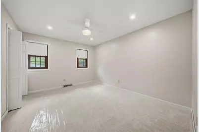 209 Tyburn Woods Dr, Pittsburgh, PA 15044 - Photo 27