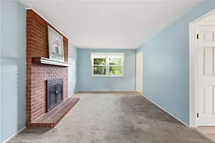 8836 Willoughby Rd, Pittsburgh, PA 15237 - Photo 19