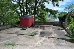 549 Thompson, Donora, PA 15033 - Photo 17