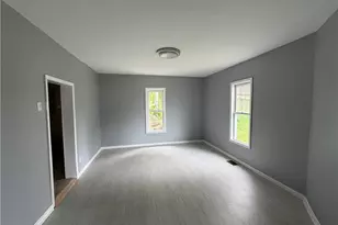 549 Thompson, Donora, PA 15033 - Photo 9