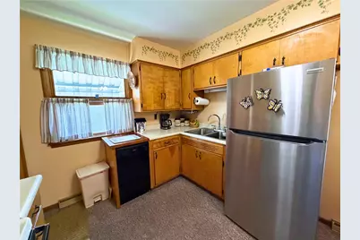1010 Sunset Ave, Grove City Boro, PA 16127 - Photo 9