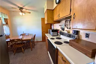 1010 Sunset Ave, Grove City Boro, PA 16127 - Photo 11