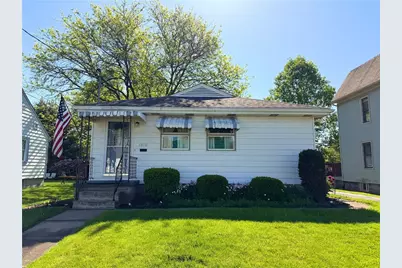 1010 Sunset Ave, Grove City Boro, PA 16127 - Photo 1