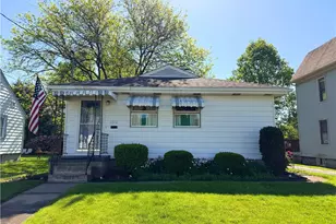 1010 Sunset Ave, Grove City Boro, PA 16127 - Photo 1