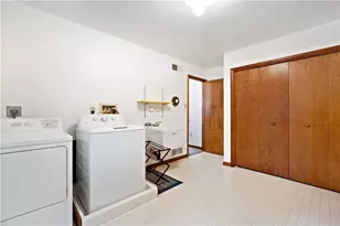 421 Clair Dr, Pittsburgh, PA 15241 - Photo 15