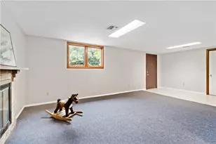 421 Clair Dr, Pittsburgh, PA 15241 - Photo 25