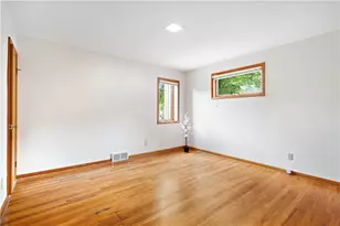 421 Clair Dr, Pittsburgh, PA 15241 - Photo 11