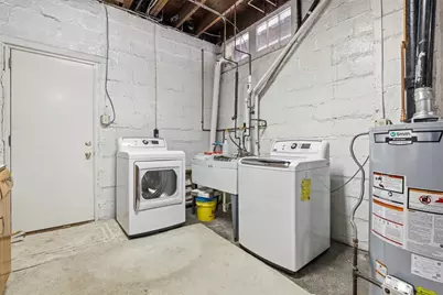 302 Parkfield St, Pittsburgh, PA 15210 - Photo 27