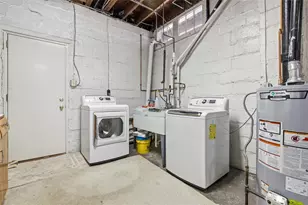 302 Parkfield St, Pittsburgh, PA 15210 - Photo 27