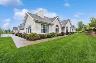 371 Saddlebrook Rd, West Deer, PA 15044 - Photo 1