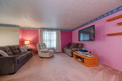 105 Nanton Way, Robinson Twp, PA 15108 - Photo 17