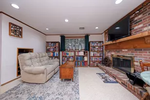 105 Nanton Way, Robinson Twp, PA 15108 - Photo 19