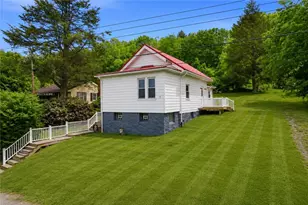 28 Bredin Ave, Twp of But SW, PA 16045 - Photo 33