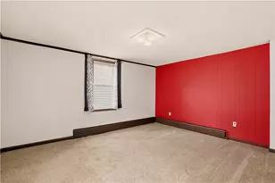 136 Morewood St, Mt Pleasant Boro, PA 15666 - Photo 13