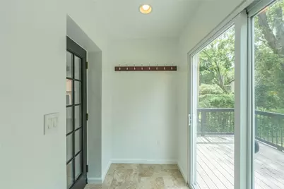 6334 Forward Ave, Pittsburgh, PA 15217 - Photo 17
